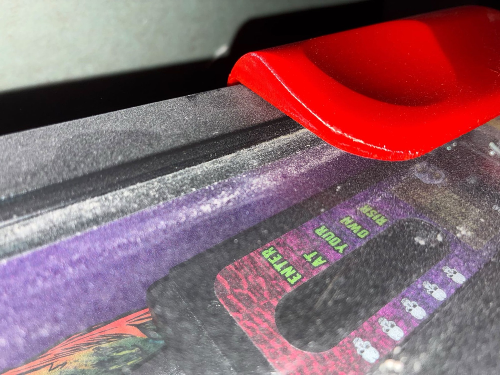 Close-up of the EDGE ergonomic palm cup